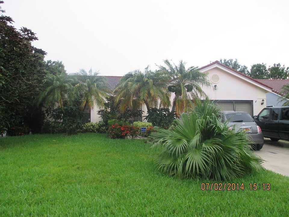 1st image of 7112 NW 108th Ave