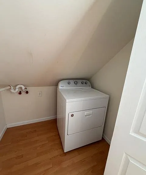 3173 Roxbury Ln — Photo 15