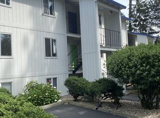 10010 SW Hall Blvd APT 10, Tigard, OR 97223