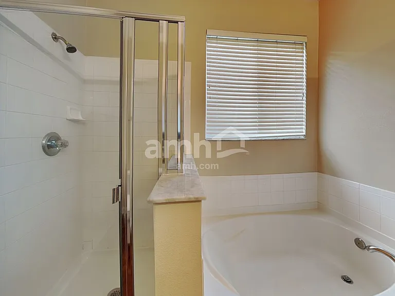 517 Vicks Landing Dr — Photo 12