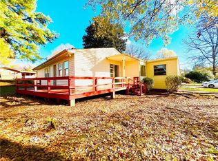 906 15th St NW, Conover, NC 28613