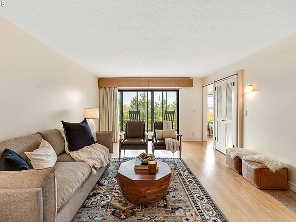 4th image of 5545 E Evergreen Blvd APT 6105