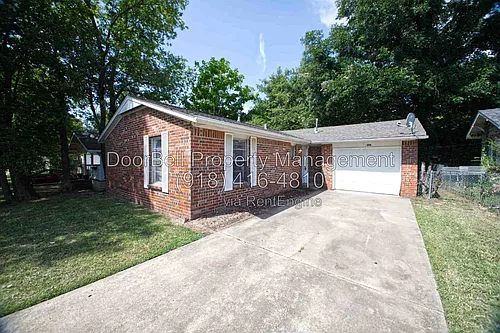 206 S Walnut St Photo 1