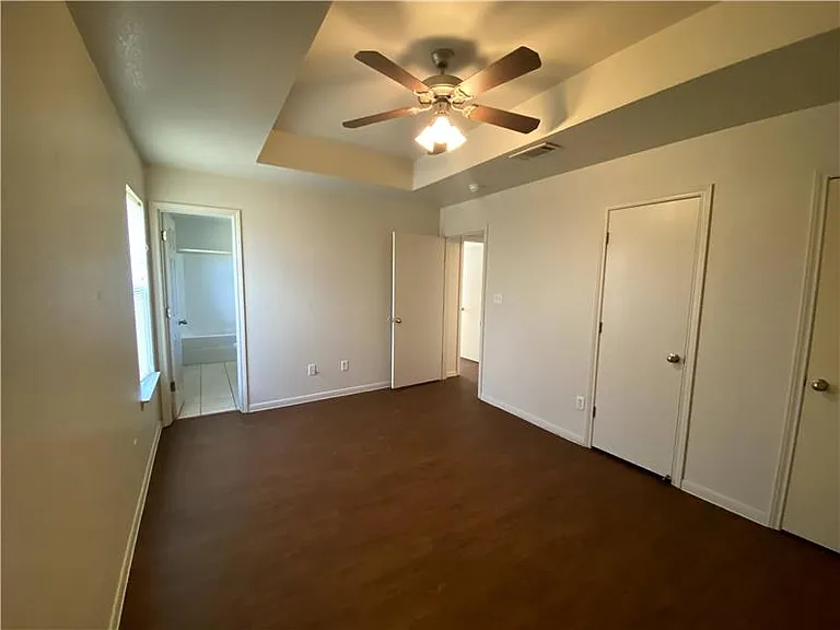 601 Bermuda #B — Photo 18