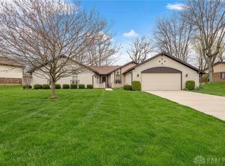 95 Bramblebush Trl, Dayton, OH 45440