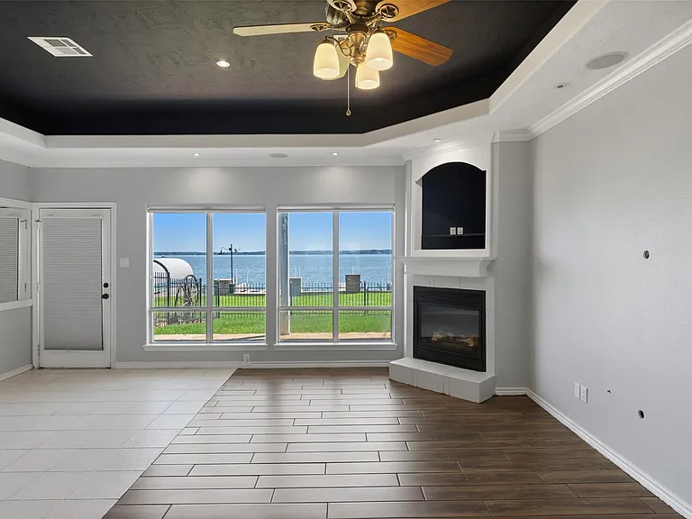 16 Regency Point — Photo 11