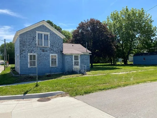 512 Madison St, Floyd, IA 50435