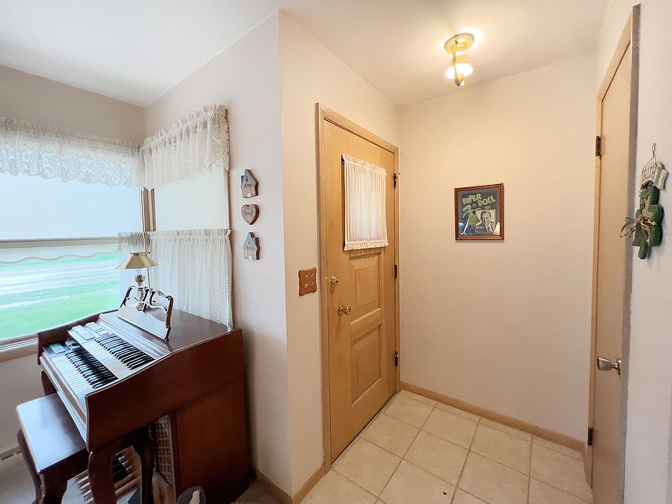 1598 Royal Blvd, Elgin, IL 60123 Zillow