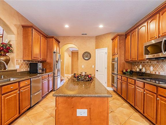 3rd image of 14937 Princewood Ln