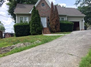 3212 Ridgeview St, Kingsport, TN 37664