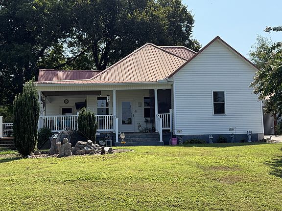 3rd image of 209 Old Flat Creek Rd