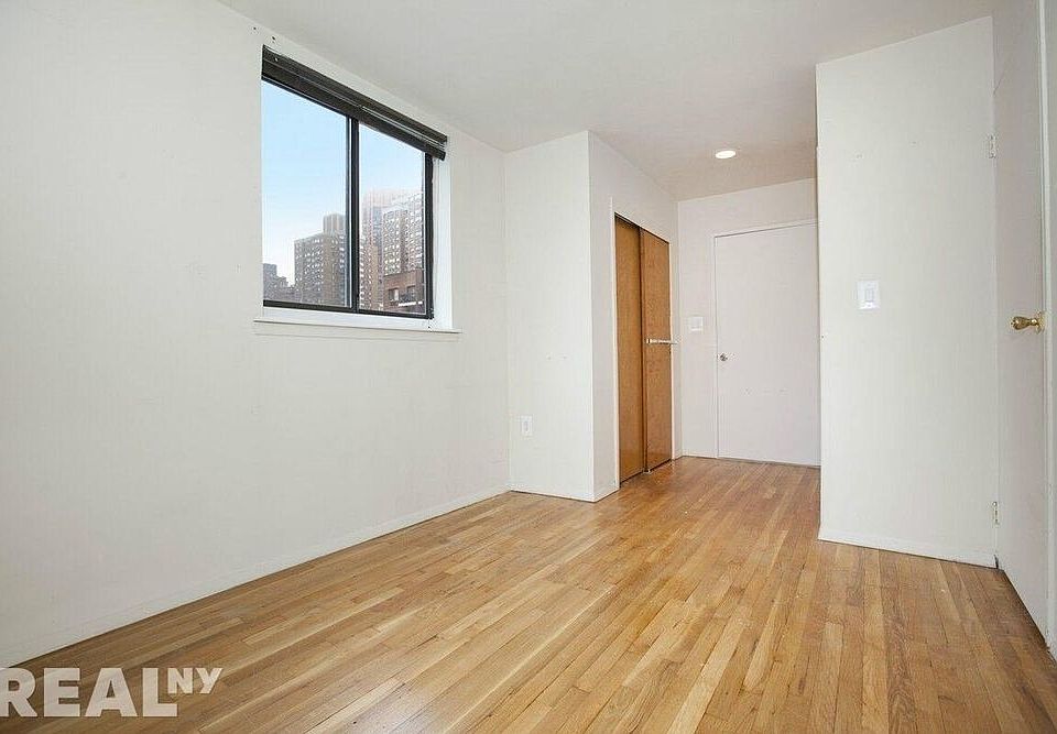 1st image of 230 E 30th St APT 7B