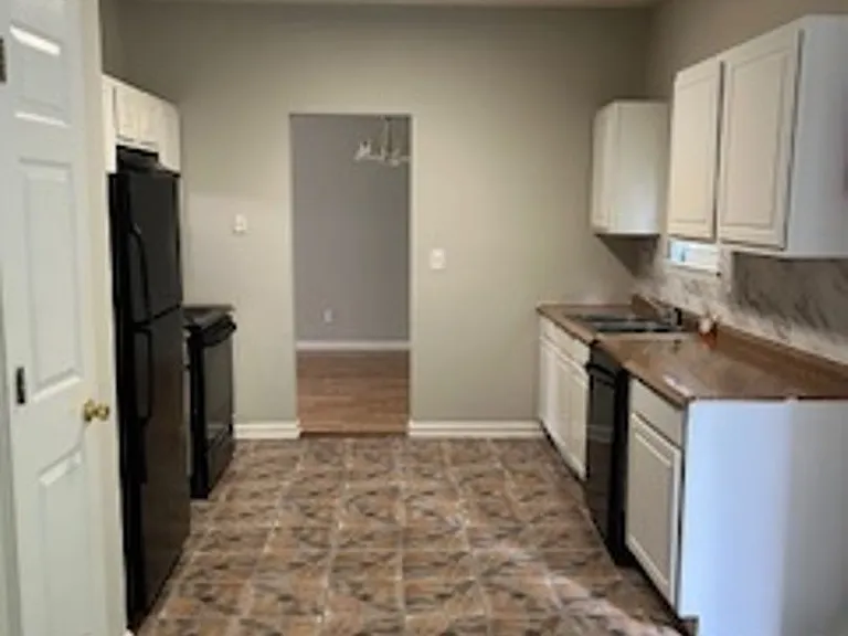 5335 Willow Park Blvd — Photo 3