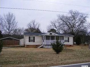 615 Patrick Rd, Gastonia, NC 28056