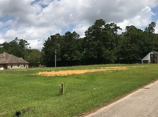 Lindsey St, Silsbee, TX 77656
