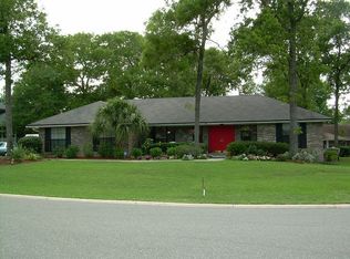 918 Ridgeway Ct, Orange Park, FL 32065