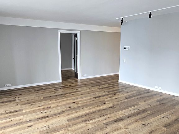 4th image of 300 N State St APT 3132