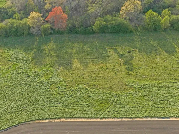 14 Garrett St, Rainsville, AL 35986