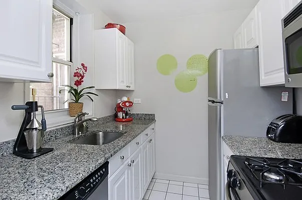 Sold by Corcoran | media 6