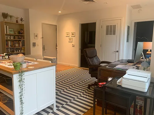 Rented by MLB ESTATES LLC | media 6