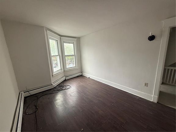 2nd image of 103 Washington St
