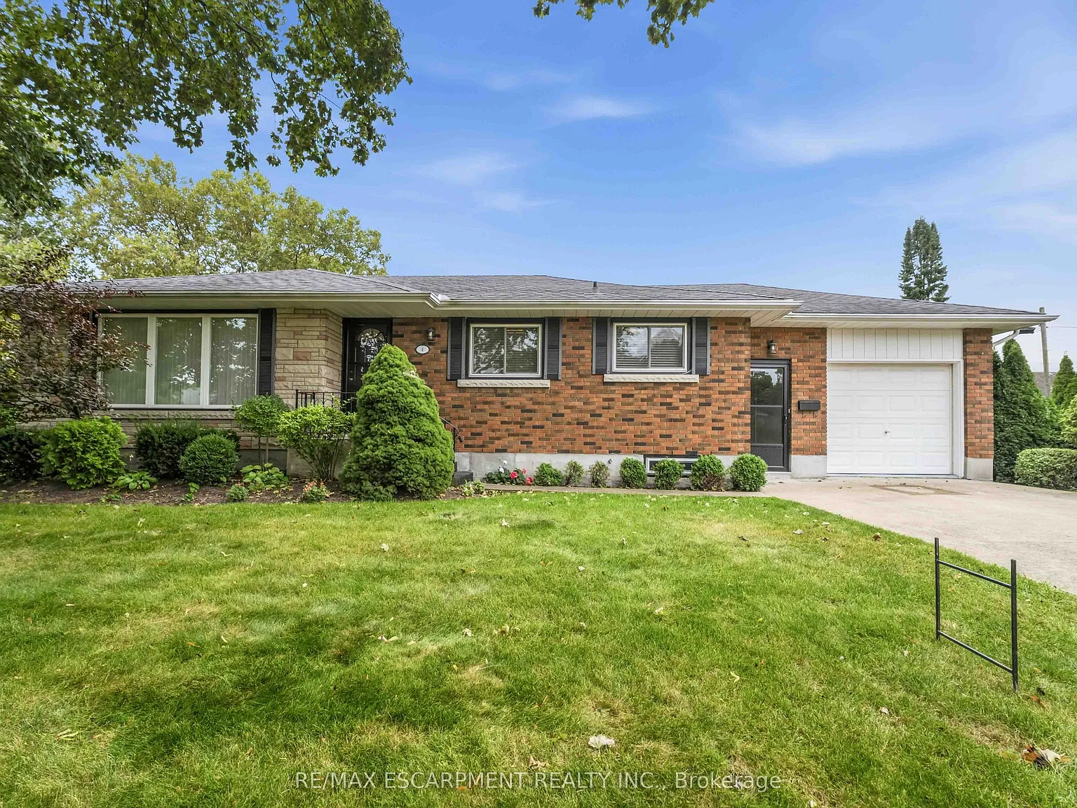 3 bed, $3,150 — Photo 2