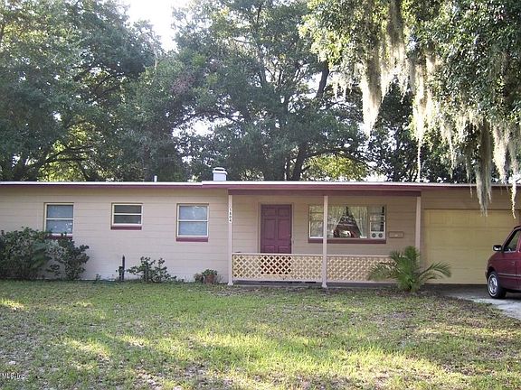 3rd image of 5804 Sturgeon Ln