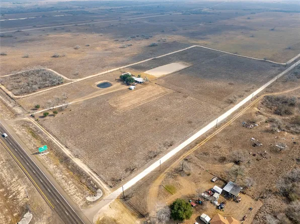 7375 S Highway 281, Encino, TX 78353