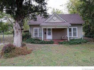 520 E 5th St, Claremore, OK 74017
