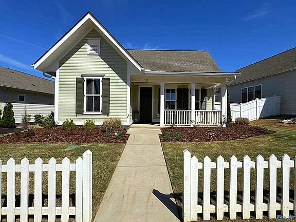 3rd image of 215 Haystack Dr