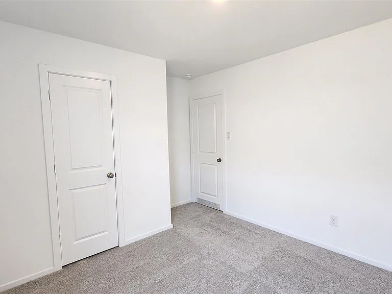 26850 Cascade Sunrise St — Photo 31