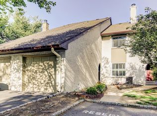83 Thoreau Dr, Plainsboro, NJ