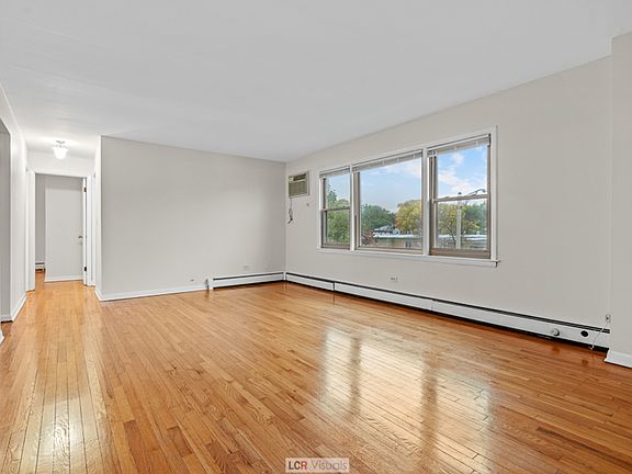 3rd image of 301 Chicago Ave APT 3NW