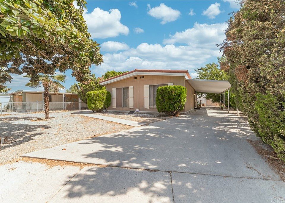1st image of 941 Bettina Way