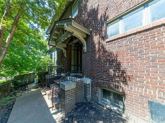 2nd image of 7118 Pershing Ave
