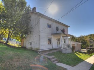 Cleveland Ave, Manor, PA 15665