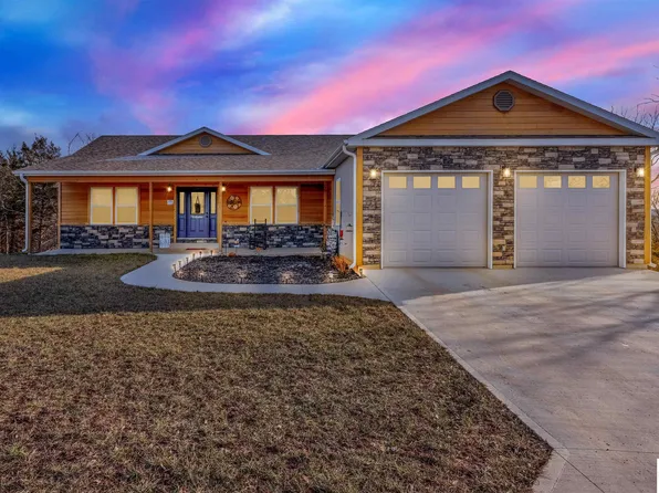 28286 Doc Rhodes Dr, Warsaw, MO 65355