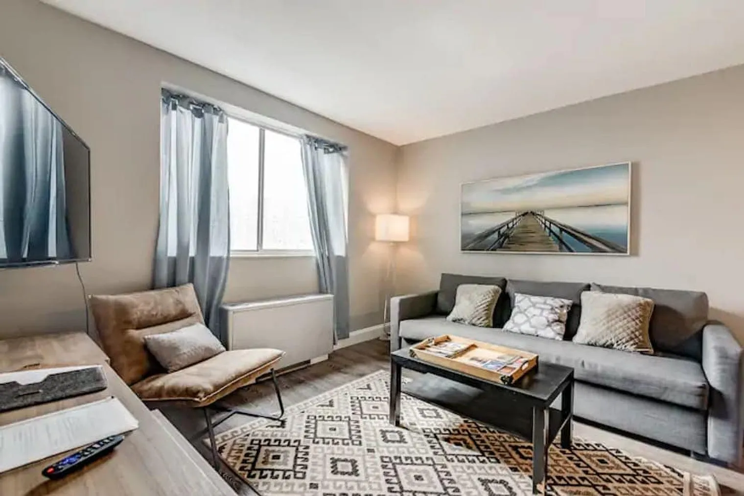 1 bed, 1.0 bath, 495 sqft, $1,992 — Photo 1