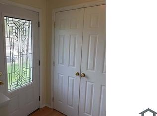 19824 Wheelwright Dr, Gaithersburg, MD 20886