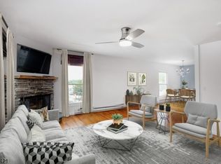 117 Main St APT 5, Andover, NJ 07821