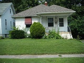 1st image of 137 N Quentin Ave