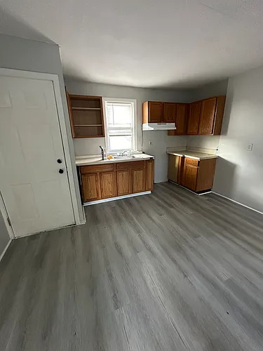 13 Bronson St #3 Photo 1
