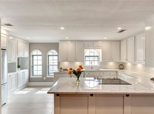 3313 Spring Valley Dr, Bedford, TX 76021