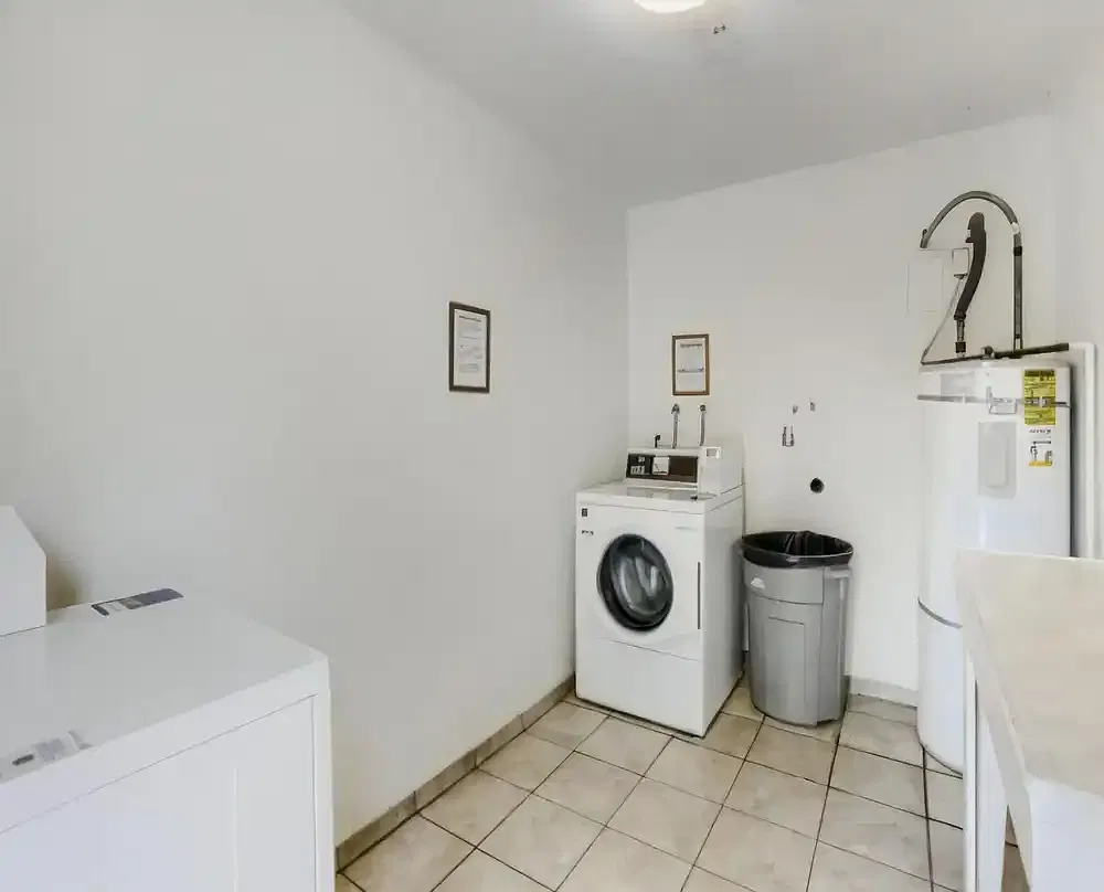 Rochelle Apartment Homes — Photo 3