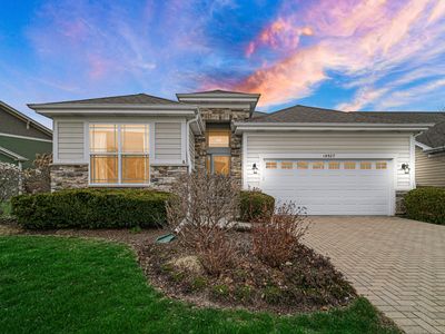 1N587 Golf View Ln, Winfield, IL, 60190