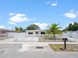 23 Miami Gardens Rd, West Park, FL 33023