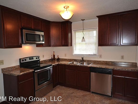 4th image of 3004 Aintree Dr