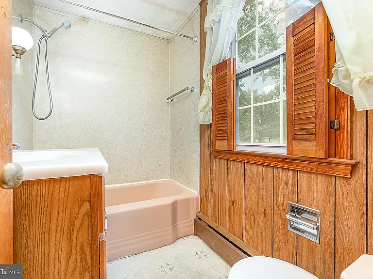 4254 Chapel Rd — Photo 15