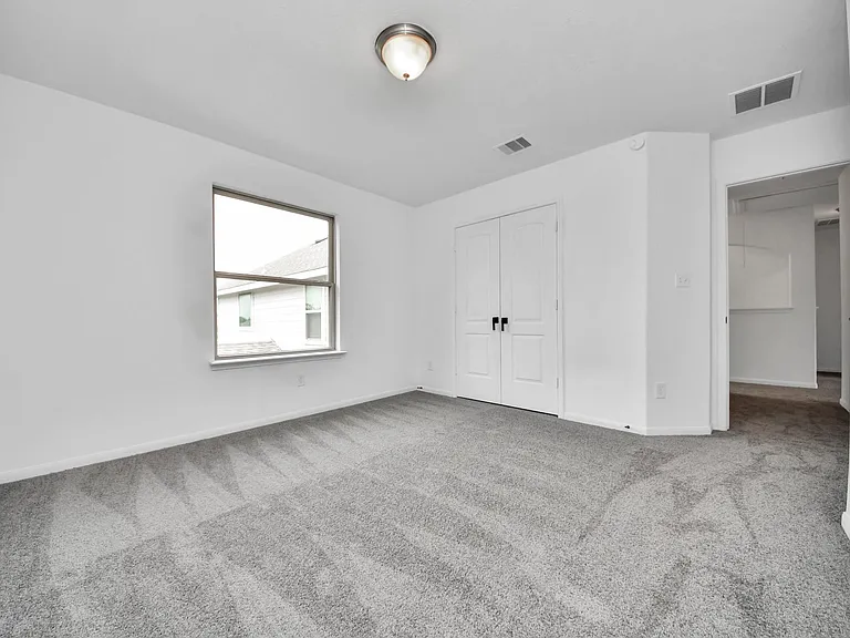 10606 Sun River Falls Dr — Photo 21