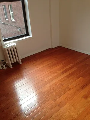 Rented by Picture Realty Inc. | media 35